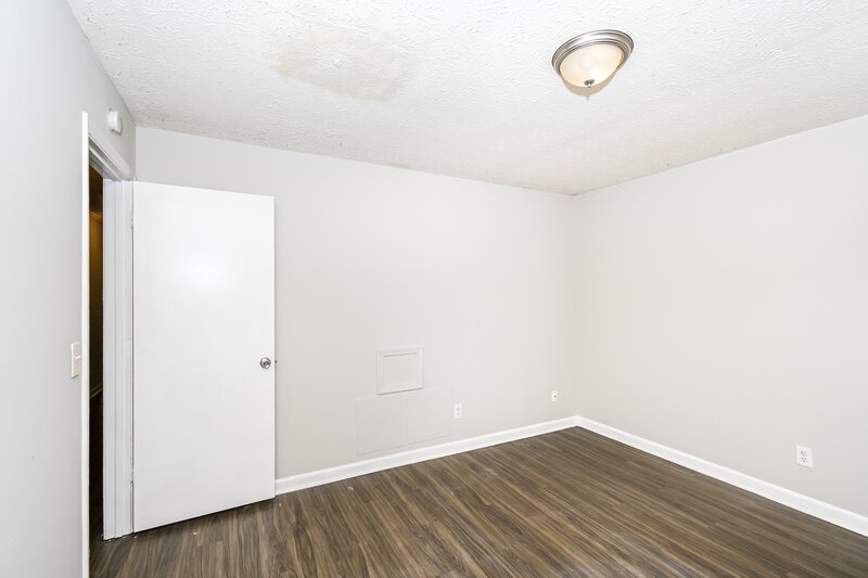 1,255/Mo, 5408 Glen Haven Dr Atlanta, GA 30349 Bedroom View 3