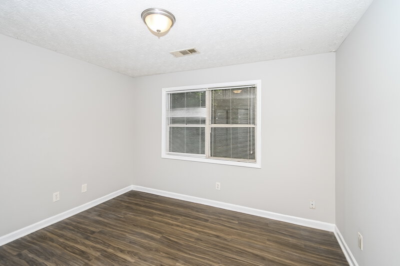 1,255/Mo, 5408 Glen Haven Dr Atlanta, GA 30349 Bedroom View 5