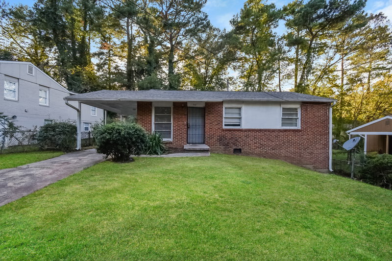 0/Mo, 446 FEDORA Way Atlanta, GA 30331 External View
