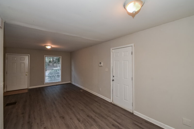 0/Mo, 446 FEDORA Way Atlanta, GA 30331 Living Room View