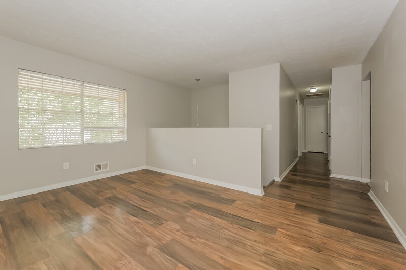 2,550/Mo, 4522 Doral Dr SW Atlanta, GA 30331 Family Room View