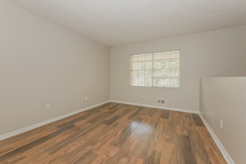 2,550/Mo, 4522 Doral Dr SW Atlanta, GA 30331 Family Room View 4