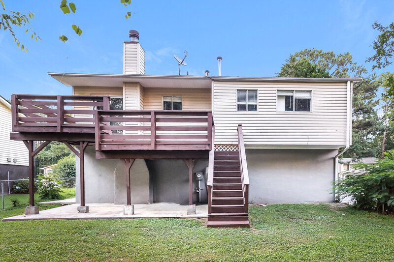 1,800/Mo, 4522 Doral Dr SW Atlanta, GA 30331 Rear View