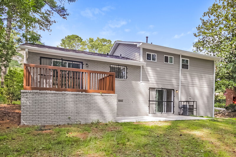 2,285/Mo, 4676 Pueblo Dr SW Atlanta, GA 30331 Rear View