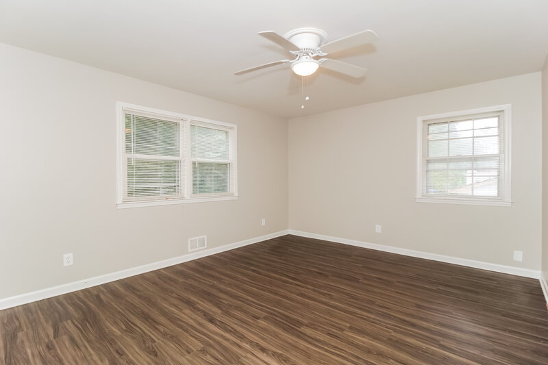 2,000/Mo, 4685 Winthrop Dr Atlanta, GA 30337 Main Bedroom View