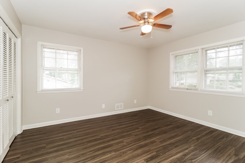 2,000/Mo, 4685 Winthrop Dr Atlanta, GA 30337 Bedroom View 2