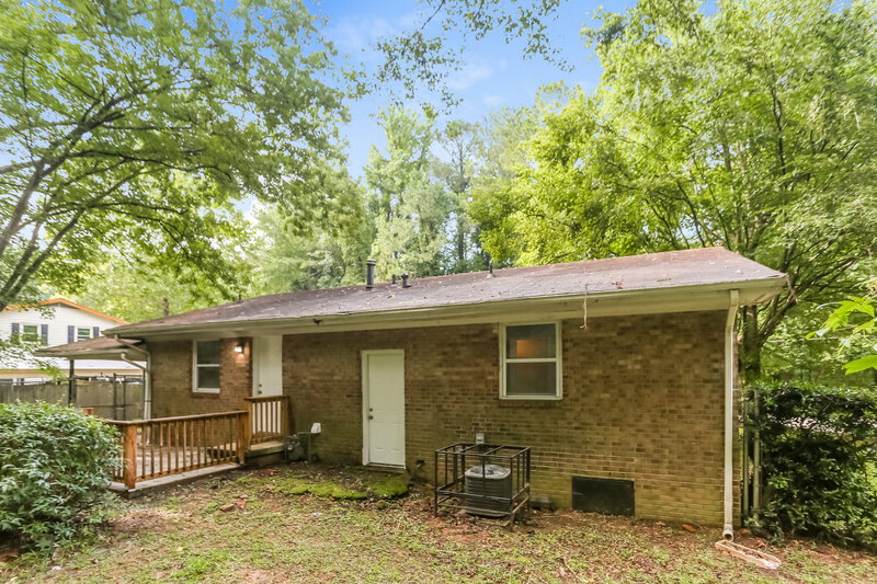 1,520/Mo, 599 Plainville Dr SW Atlanta, GA 30331 Rear View 3