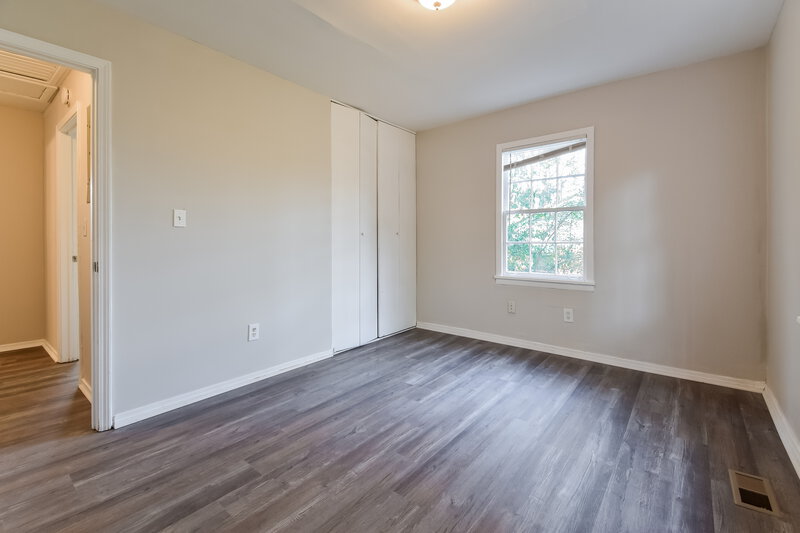1,855/Mo, 842 Bonneville Ter NW Atlanta, GA 30331 Bedroom View 2