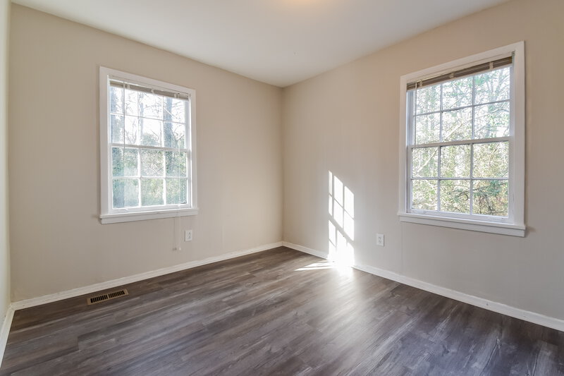 1,855/Mo, 842 Bonneville Ter NW Atlanta, GA 30331 Bedroom View 5