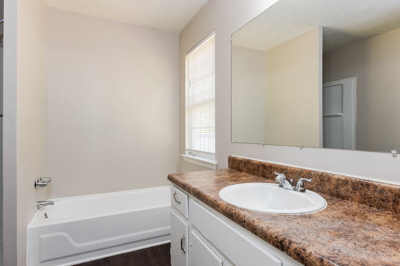 1,855/Mo, 1461 Devon Mill Way Austell, GA 30168 Main Bathroom View