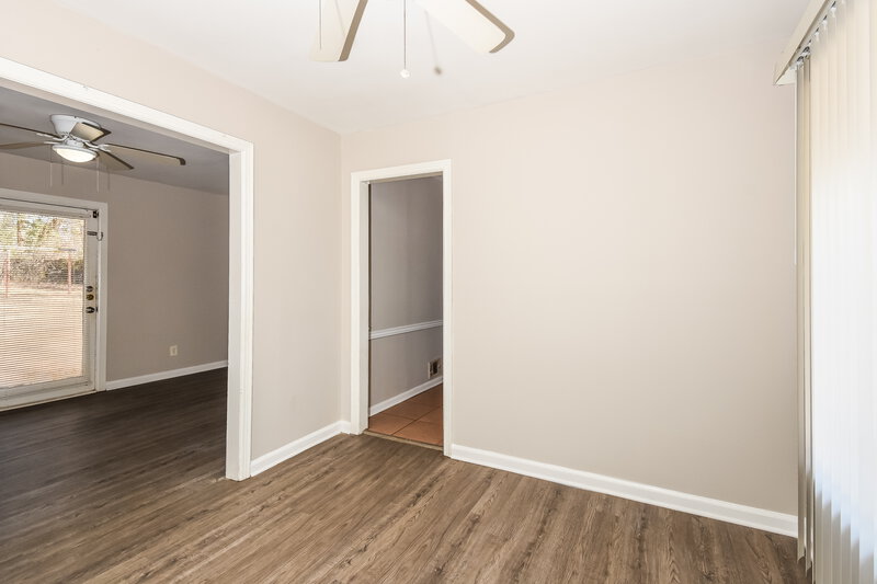 1,840/Mo, 1642 Pine Cir Austell, GA 30168 Family Room View