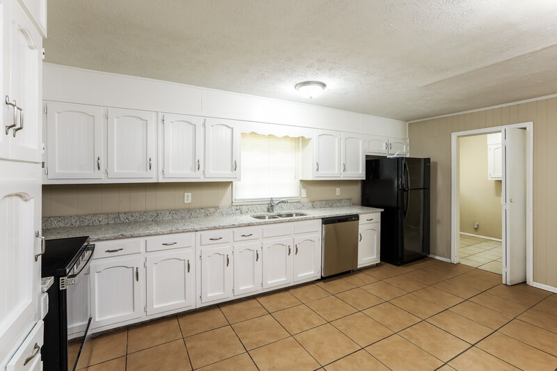 1,875/Mo, 4649 Danna Dr Austell, GA 30106 Kitchen View