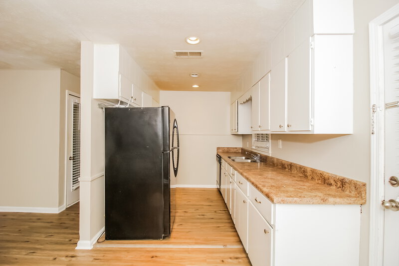1,985/Mo, 6325 Wellington Way Austell, GA 30106 Kitchen View