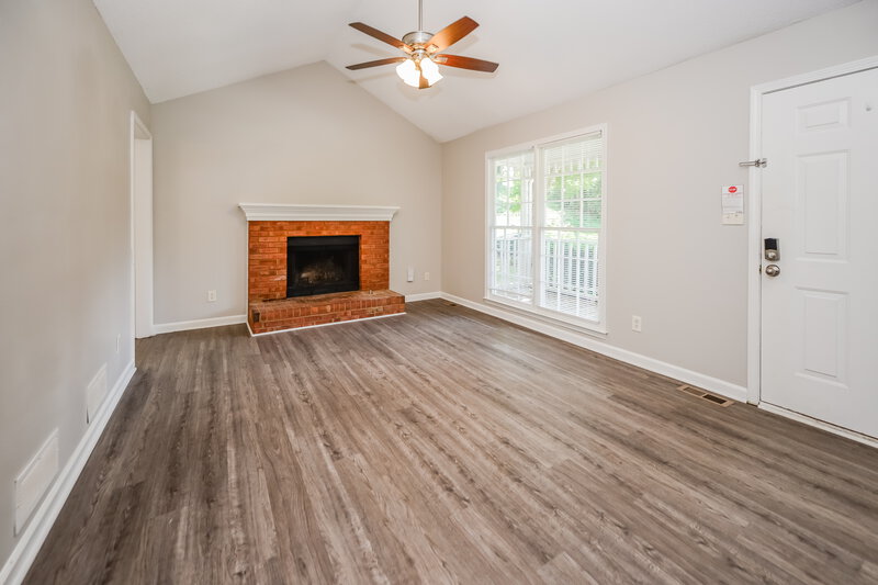 2,030/Mo, 6398 Grafton Ct Austell, GA 30168 Living Room View 2