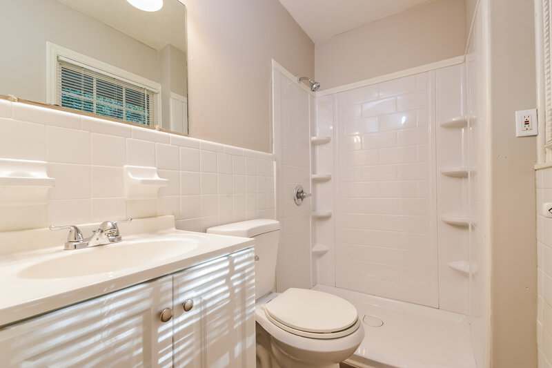 1,595/Mo, 6970 Richard Ln Austell, GA 30168 Bathroom View