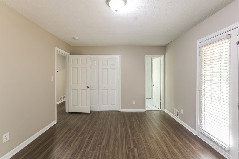 1,865/Mo, 970 Kathryn Ct Austell, GA 30168 Main Bedroom View 2