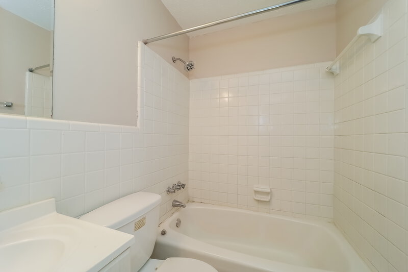 3,070/Mo, 970 Kathryn Ct Austell, GA 30168 Bathroom View