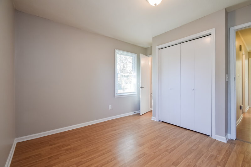 1,850/Mo, 26 Jim Ln SE Cartersville, GA 30120 Main Bedroom View