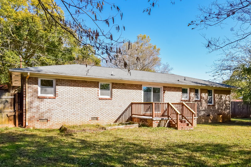 1,850/Mo, 26 Jim Ln SE Cartersville, GA 30120 Rear View