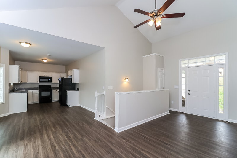 2,780/Mo, 36 Hickory Holw SW Cartersville, GA 30120 Living Room View 4