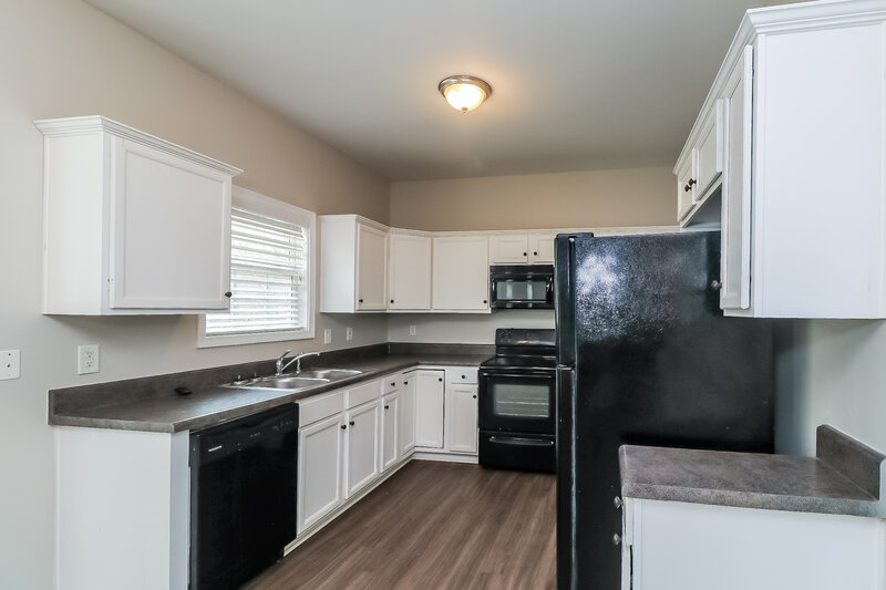 2,780/Mo, 36 Hickory Holw SW Cartersville, GA 30120 Kitchen View