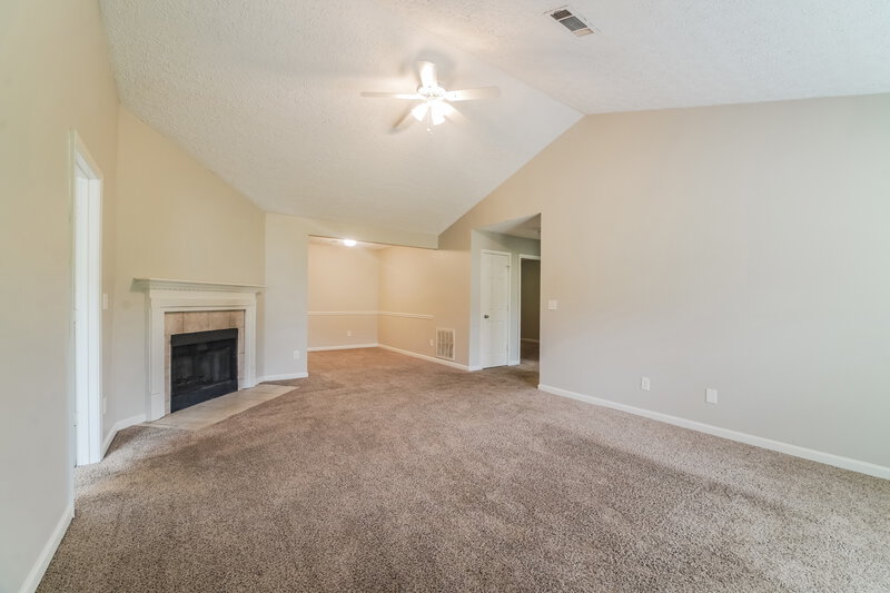 1,800/Mo, 5519 Denny Dr College Park, GA 30349 Misc View 3