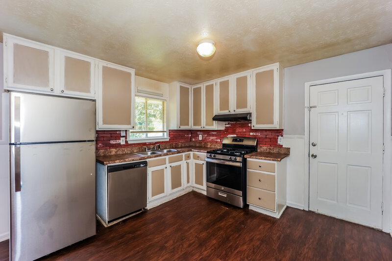 2,200/Mo, 3840 Benchmark College Park, GA 30349 Misc View 4