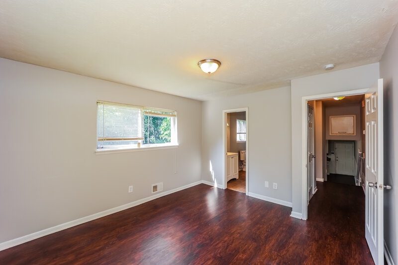 2,200/Mo, 3840 Benchmark College Park, GA 30349 Misc View 8