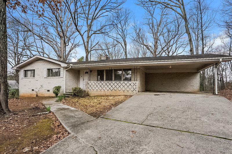 0/Mo, 5235 Koweta Rd College Park, GA 30349 External View