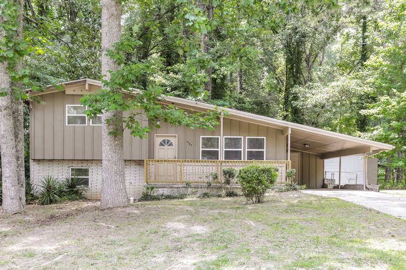 1,670/Mo, 5535 Longmeadow Ln College Park, GA 30349 External View