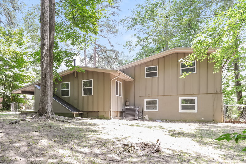 1,670/Mo, 5535 Longmeadow Ln College Park, GA 30349 Rear View 2