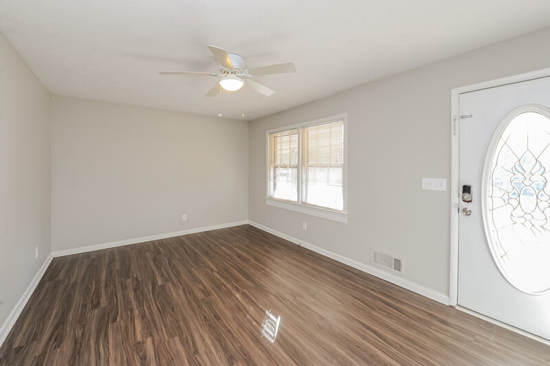 1,700/Mo, 4218 Almach Ave Conley, GA 30288 Family Room View 3