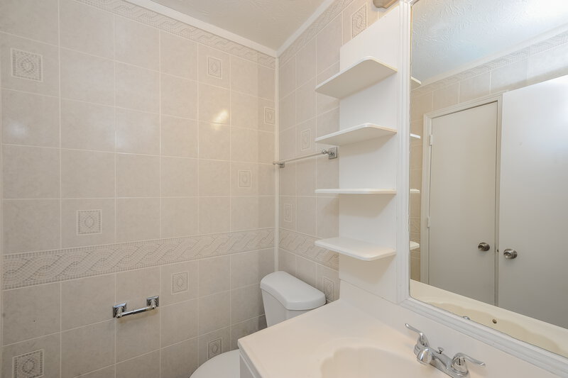 1,700/Mo, 4218 Almach Ave Conley, GA 30288 Bathroom View