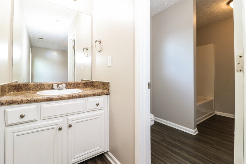 1,665/Mo, 1000 Weatherwood Pl Conyers, GA 30012 Bathroom View
