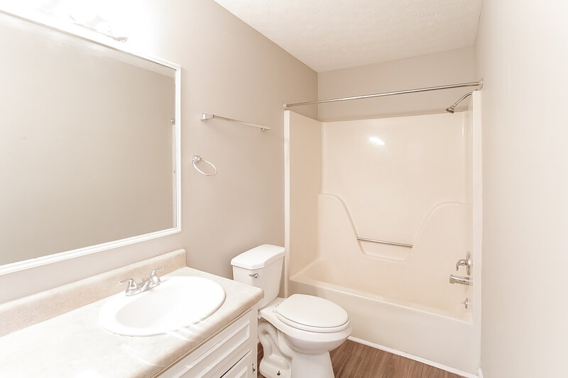 1,350/Mo, 1103 Mccords Cor NW Conyers, GA 30012 Bathroom View