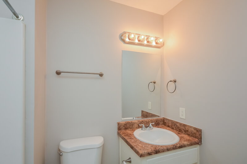 2,830/Mo, 1589 Cherry Hill Ln Conyers, GA 30094 Bathroom View