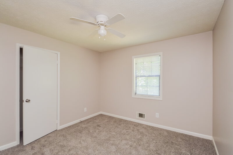 2,015/Mo, 1731 Underwood Dr Conyers, GA 30013 Bedroom View 2