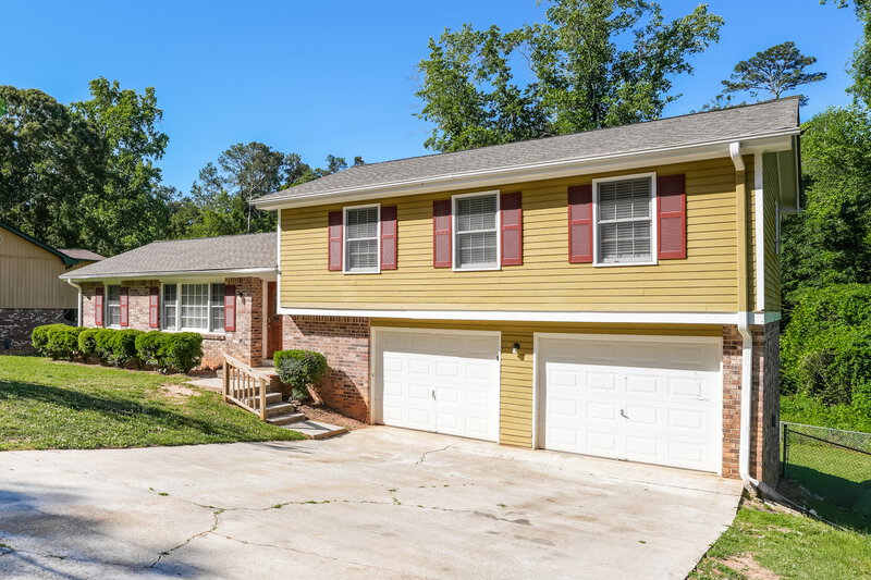 1,760/Mo, 990 Woodbridge Dr NE Conyers, GA 30012 Front View