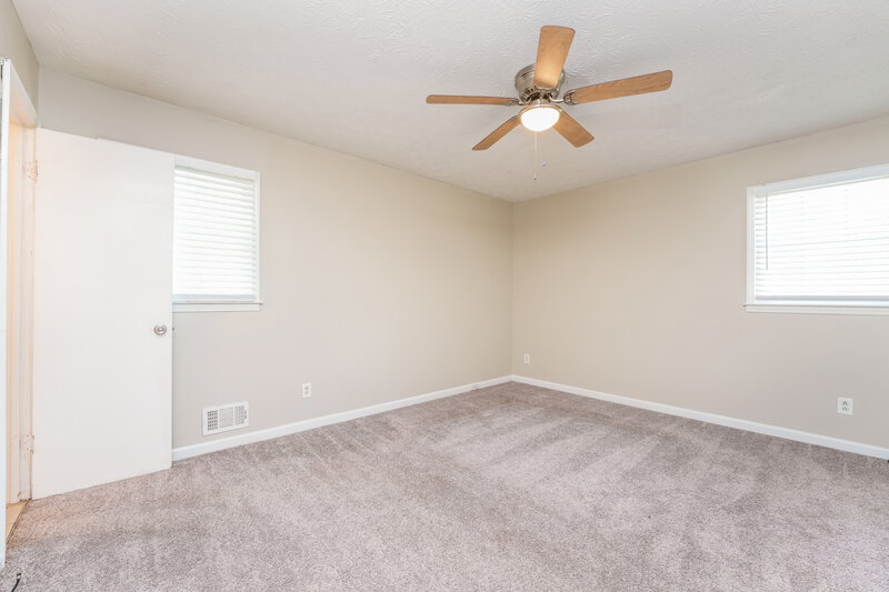 1,760/Mo, 990 Woodbridge Dr NE Conyers, GA 30012 Main Bedroom View