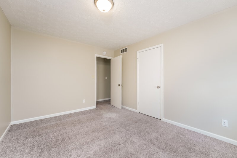 1,760/Mo, 990 Woodbridge Dr NE Conyers, GA 30012 Bedroom View