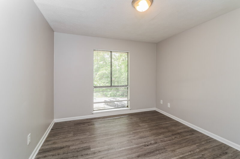 1,365/Mo, 9050A Spillers Dr SW Covington, GA 30014 Bedroom View