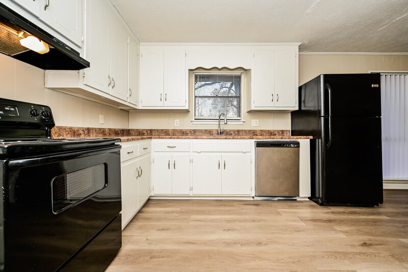 1,225/Mo, 9050B Spillers Dr SW Covington, GA 30014 Misc View 7