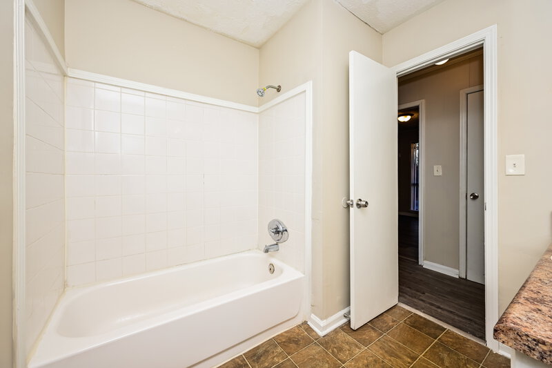 1,225/Mo, 9050B Spillers Dr SW Covington, GA 30014 Misc View 13