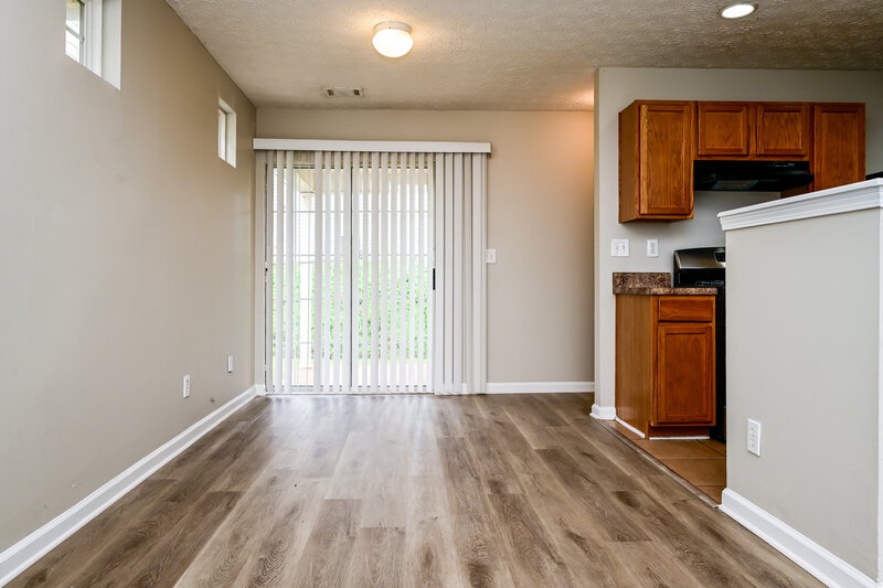 1,740/Mo, 145 Meadowridge Dr Covington, GA 30016 Dining Room View