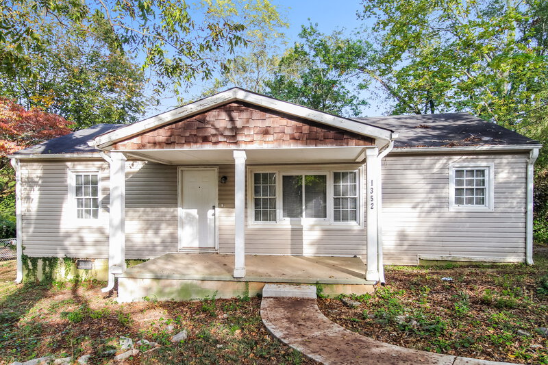 1,660/Mo, 1352 PEACHCREST Drive Decatur, GA 30032 External View