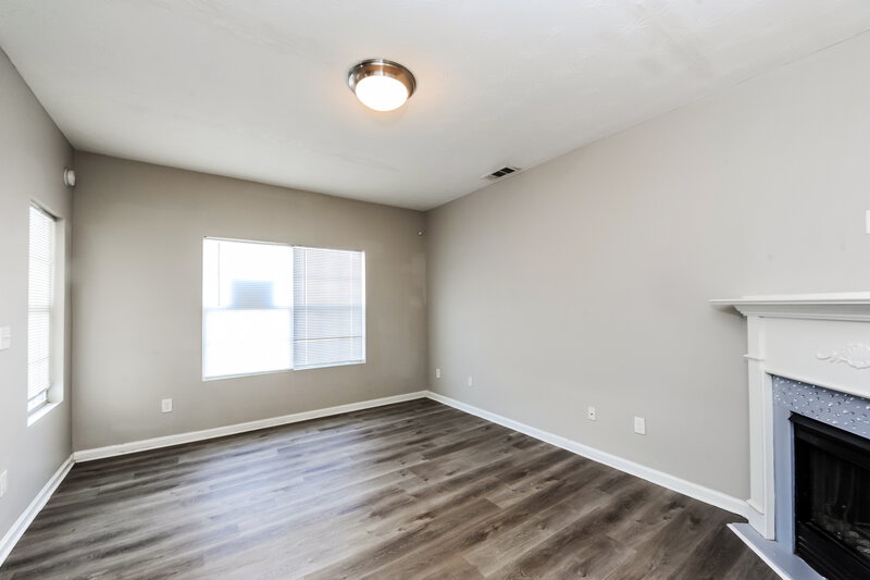 1,500/Mo, 1551 EASTERN SUNRISE Decatur, GA 30034 Living Room View