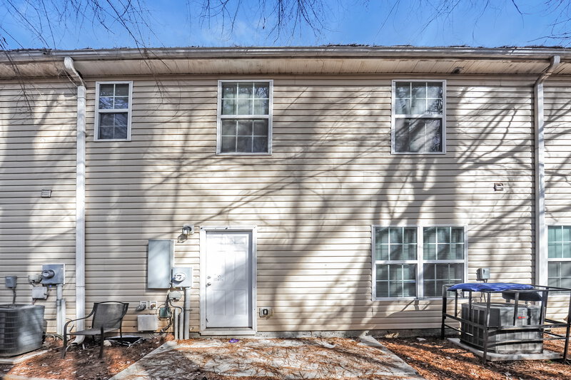 1,500/Mo, 1551 EASTERN SUNRISE Decatur, GA 30034 Rear View