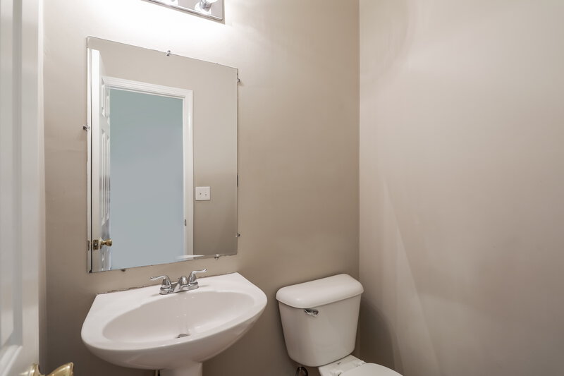 1,500/Mo, 1551 EASTERN SUNRISE Decatur, GA 30034 Bathroom View 2