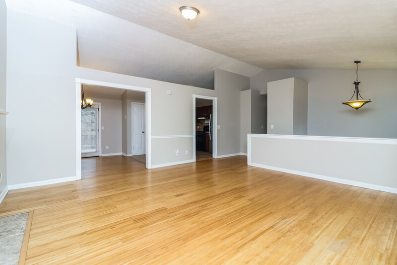 0/Mo, 523 White Pines Drive Dallas, GA 30157 Living Room View 2