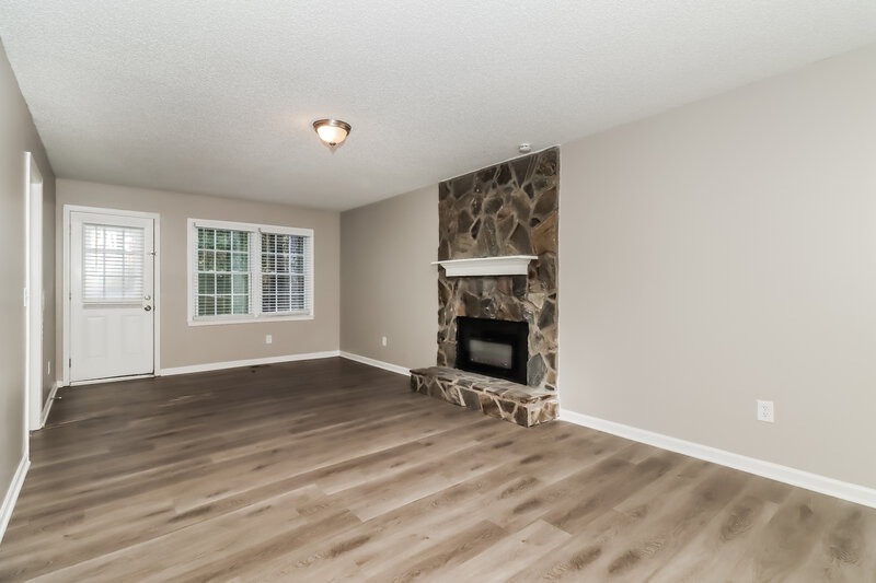 1,480/Mo, 216 Windmill Dr Dallas, GA 30132 Living Room View